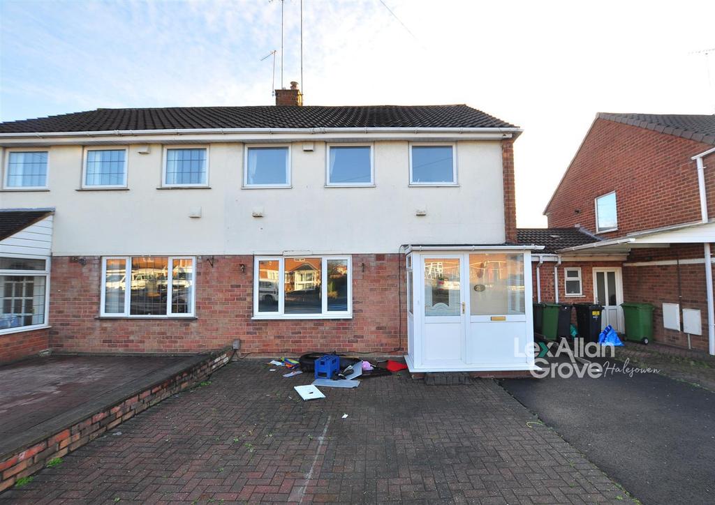 Howley Grange Road, Halesowen 3 bed semidetached house £230,000