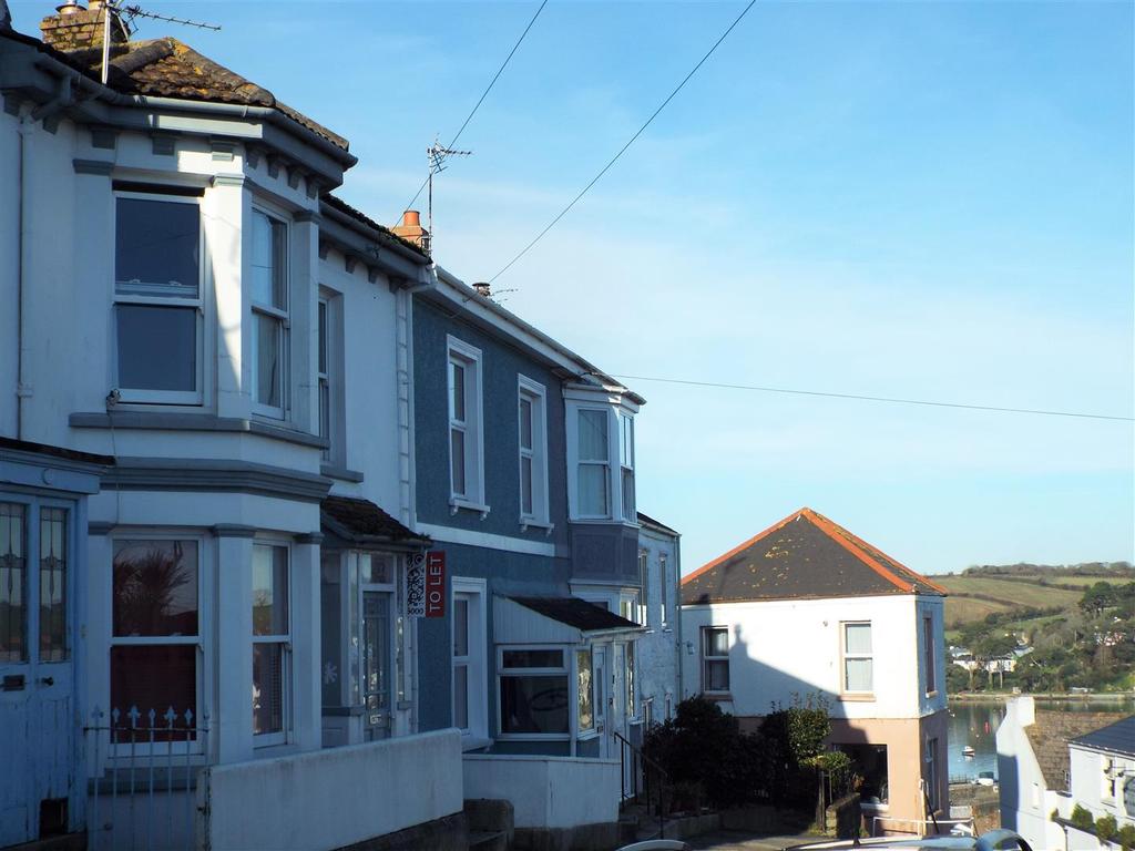 Trevethan Road, Falmouth 6 bed house £2,790 pcm (£644 pw)