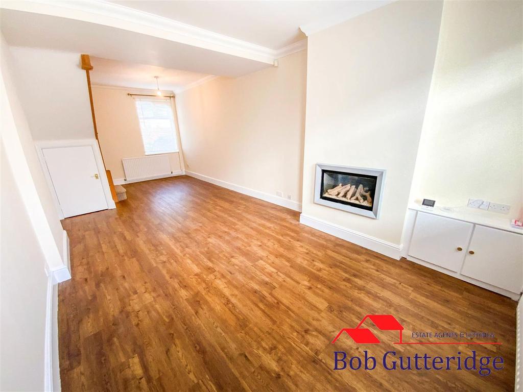Dimsdale View East, Porthill... 2 bed terraced house £575 pcm (£133 pw)
