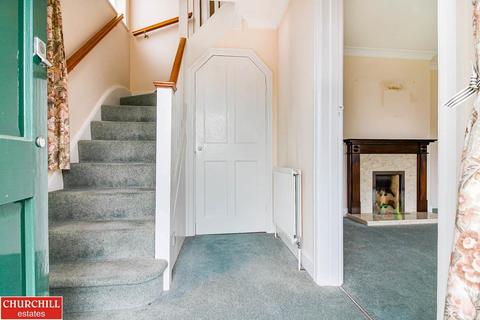 18 Roding View, Buckhurst Hill, IG9 6AQ