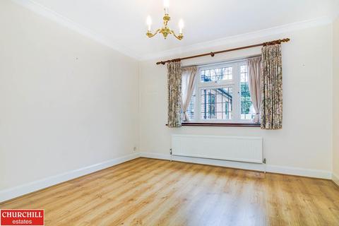 18 Roding View, Buckhurst Hill, IG9 6AQ