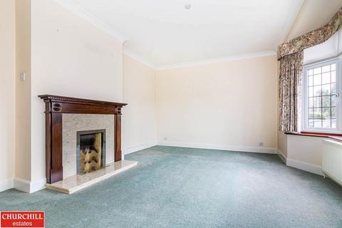 18 Roding View, Buckhurst Hill, IG9 6AQ