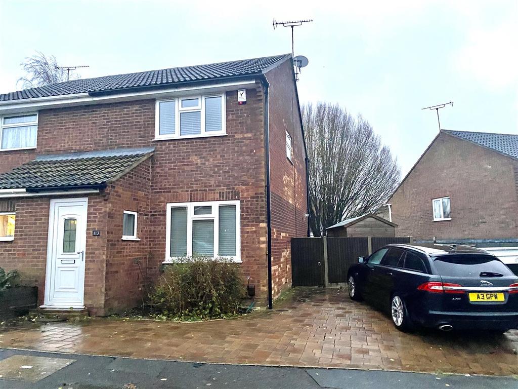Highfield Road, Willesborough, Ashford 2 bed semidetached house £950
