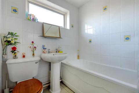42 Curtis Road, Epsom, KT19 0LQ