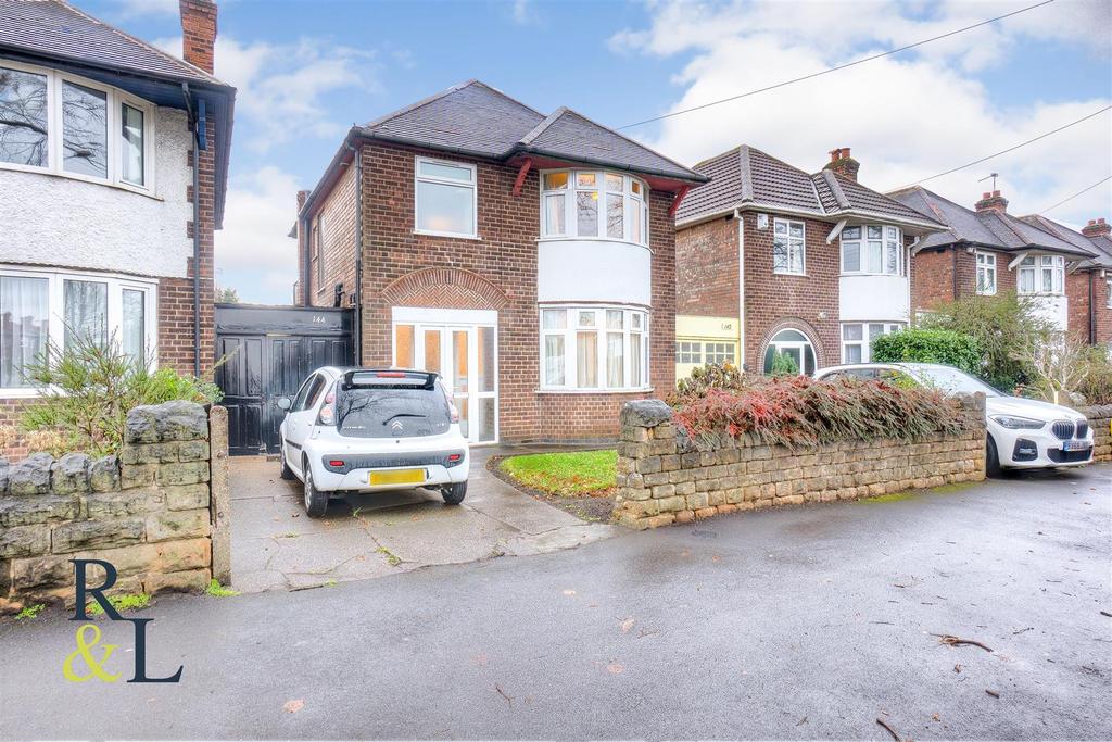 Western Boulevard, Nottingham 3 bed detached house £270,000