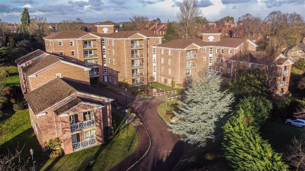 Sandringham Court, Pengwern Road, Shrewsbury 3 bed apartment £1,200