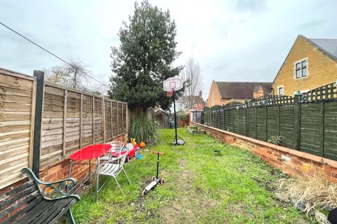 4 Thirlestane Road, Northampton, NN4 8HD