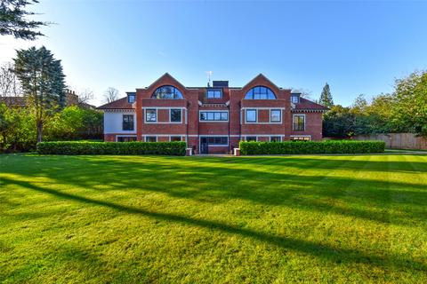 3 bedroom duplex to rent, Wellington Court, 66 Penn Road, Beaconsfield, Buckinghamshire, HP9