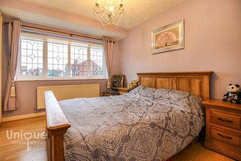12 Cathrow Way, Thornton-cleveleys, FY5 5NG