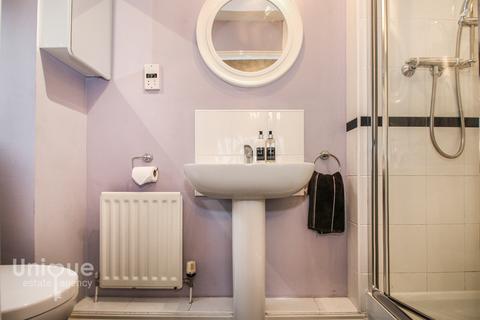 12 Cathrow Way, Thornton-cleveleys, FY5 5NG