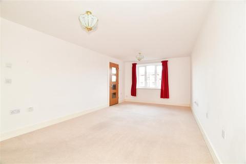 1 bedroom flat for sale - Brighton Road, Horsham, West Sussex