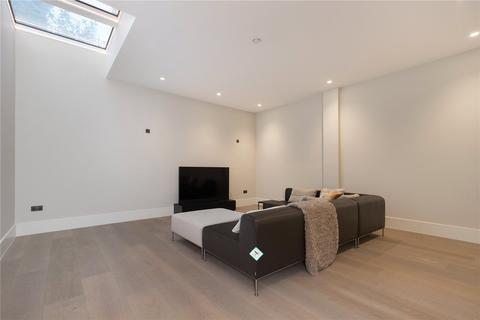 4 bedroom detached house for sale - High Cedar Drive, Wimbledon, London, SW20