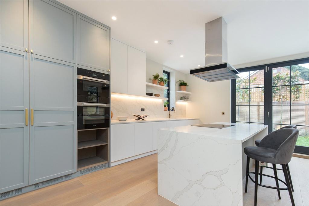Kitchen/Dining