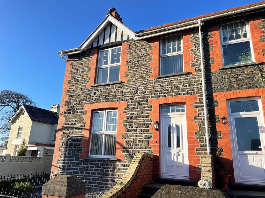 Southgate, Aberystwyth, Ceredigion, SY23 3 bed end of terrace house £