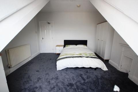 5 bedroom house to rent, Morris Lane, Kirkstall