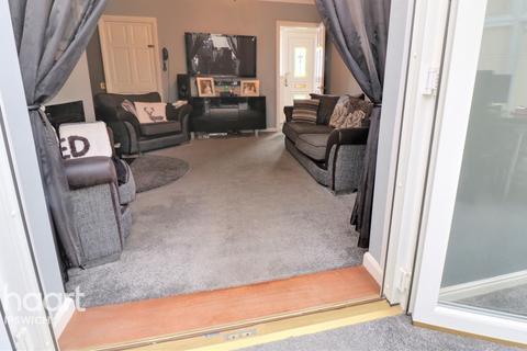 41 Thackeray Road, Ipswich, IP1 6JB