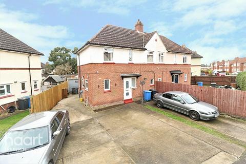 41 Thackeray Road, Ipswich, IP1 6JB