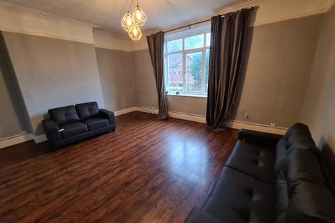 3 bedroom apartment to rent, Barlow Moor Road, Didsbury, Manchester, M20 2PN