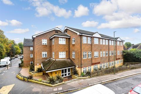 2 bedroom ground floor flat for sale, Bell Street, Reigate, Surrey