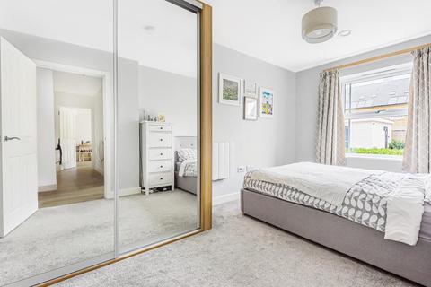 Flat 8, 67 Roper Crescent, Sunbury-on-thames, TW16 5DH