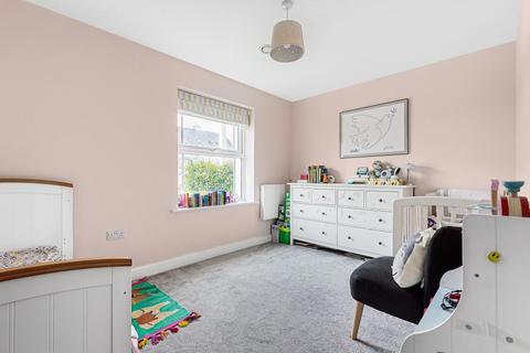 Flat 8, 67 Roper Crescent, Sunbury-on-thames, TW16 5DH