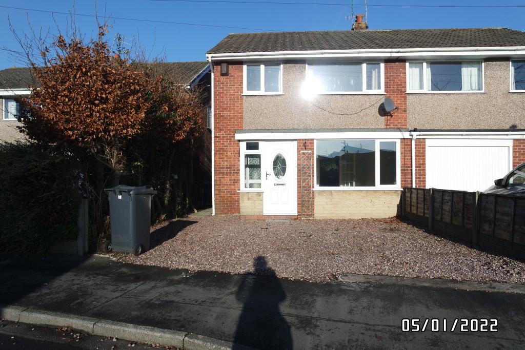 Broadmead, Parbold WN8 3 bed semidetached house £795 pcm (£183 pw)