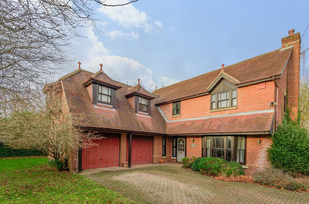 Dodds Lane, Swanmore, Southampton... 6 bed detached house £925,000