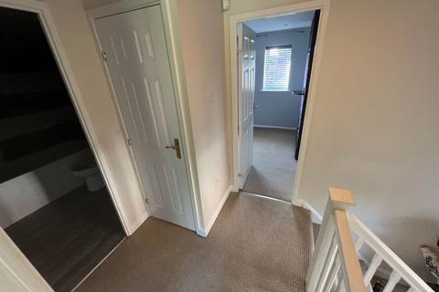 3 bedroom semi-detached house to rent, Highdown Close, Hunsbury Hill, Northampton, NN4