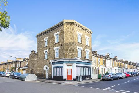 3 bedroom end of terrace house for sale - Fenham Road, Peckham, SE15