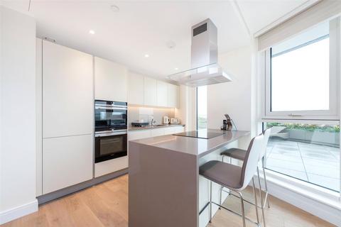 3 bedroom apartment to rent, Altissima House, 340 Queenstown Road, London, SW11