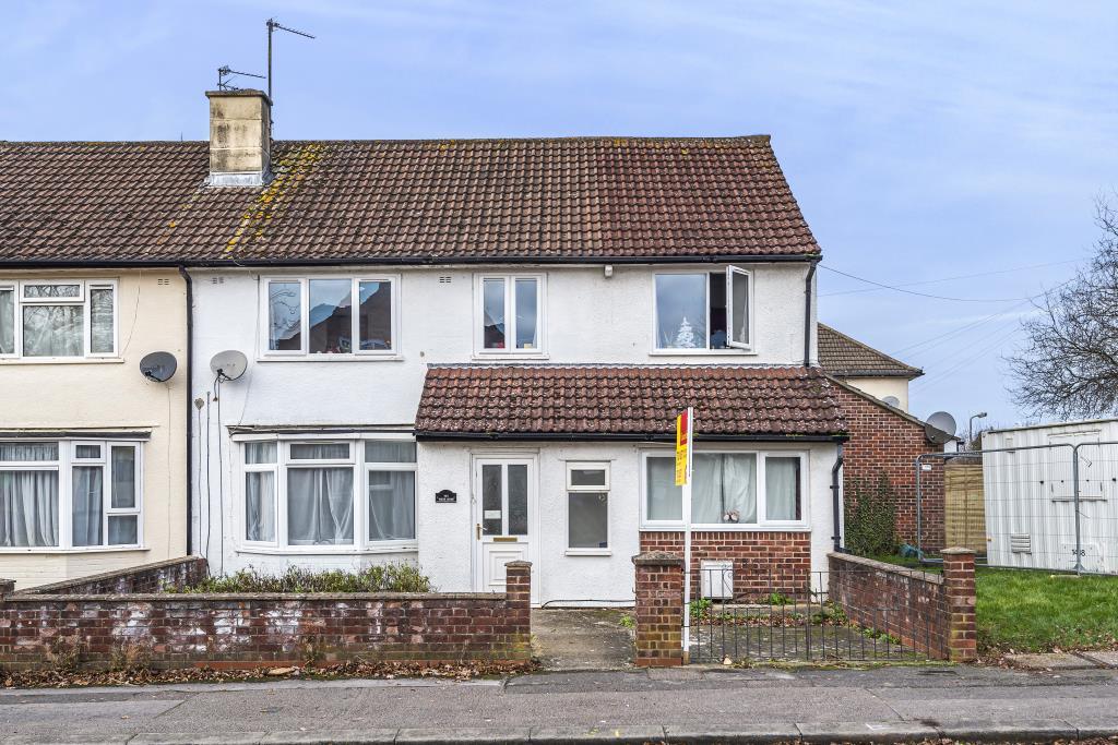 Wood Farm Road, Headington, OX3 5 bed semidetached house £2,300 pcm