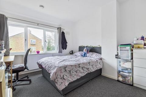 5 bedroom semi-detached house to rent, Wood Farm Road,  Headington,  OX3