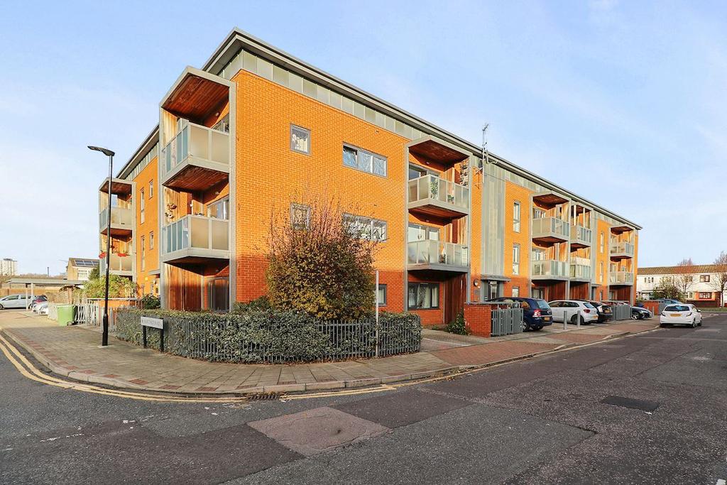 Helene House, Vandome Close, London, E16 2 bed flat £370,000