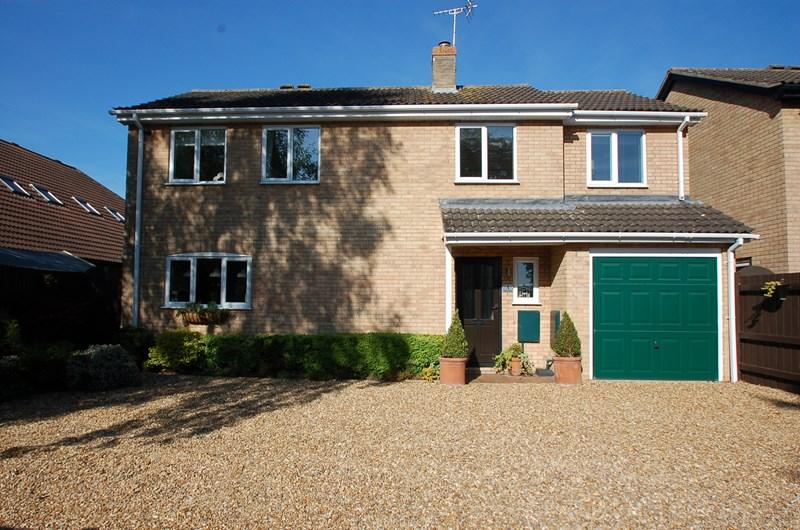 Glatton Road, Sawtry, Huntingdon, Cambridgeshire, PE28 4 bed detached
