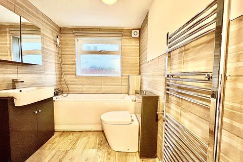 2 bedroom ground floor maisonette to rent - Ancaster Street, Plumstead, London, SE18 2HX