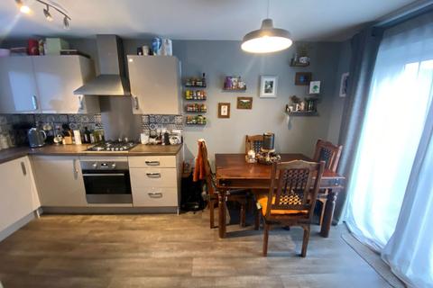 49 Dandelion Close, Northampton, NN3 5FB
