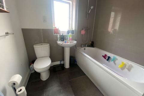 49 Dandelion Close, Northampton, NN3 5FB