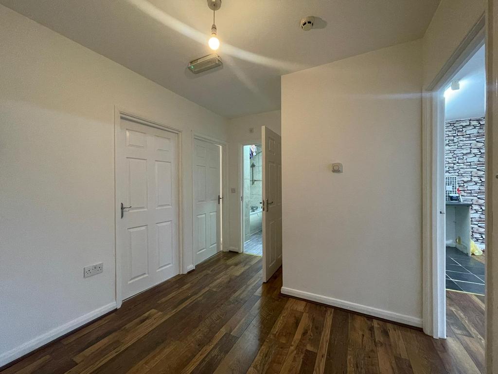 Milverton Road, Erdington, B23 2 bed flat £700 pcm (£162 pw)
