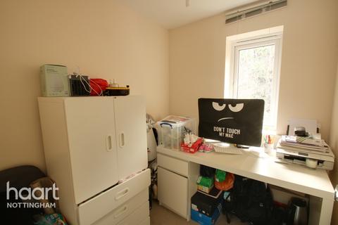 22 Kingsthorpe Close, Nottingham, NG3 3AZ
