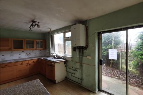 70 Holly Grove, Chadderton, Oldham, OL9 0DQ