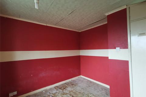 70 Holly Grove, Chadderton, Oldham, OL9 0DQ