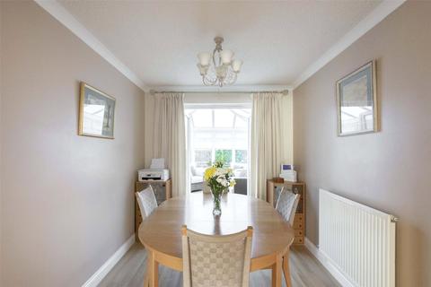 43 Innerleithen Way, Perth, PH1 1RN
