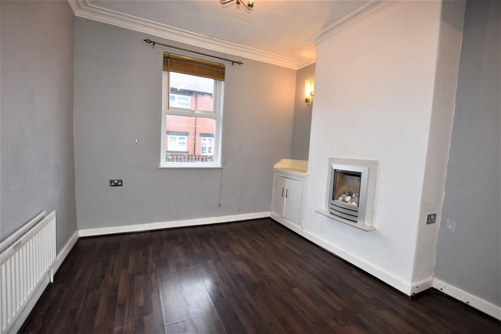Dale Street, Ulverston, Cumbria 2 bed terraced house £140,000