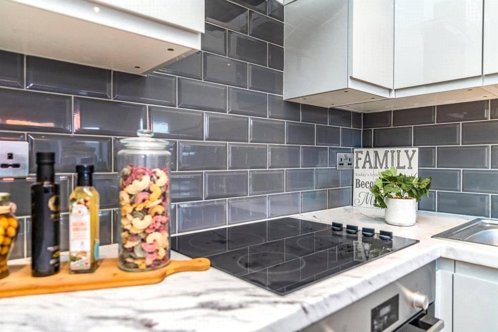 Mitchell House, Southampton Road, Eastleigh, SO50 1 bed apartment £