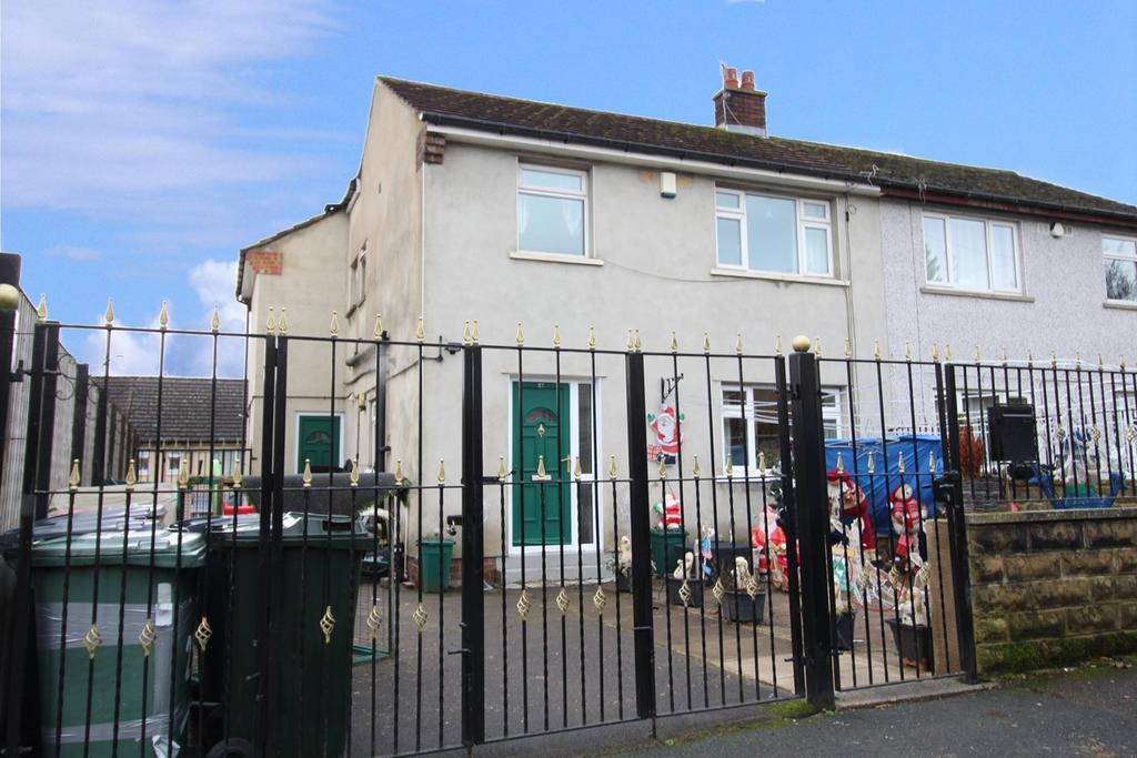 Wardle Crescent, Keighley, BD21 5 bed semidetached house £175,000