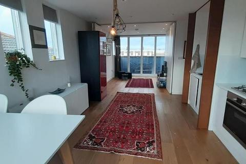 1 bedroom flat to rent, Tannery Apartments, Cester Street, London, London, E2 8NE