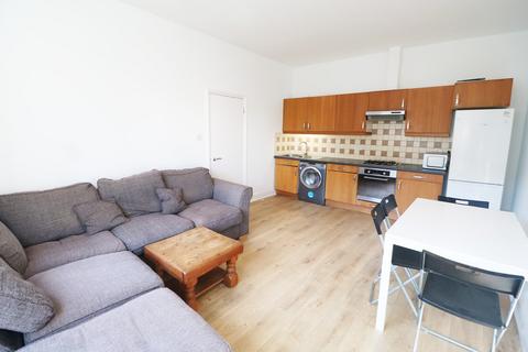 2 bedroom apartment to rent, Priory Grove, Stockwell, London, SW8