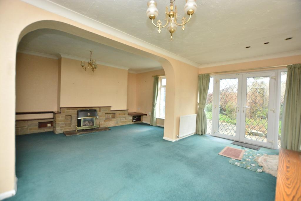 Extended Lounge