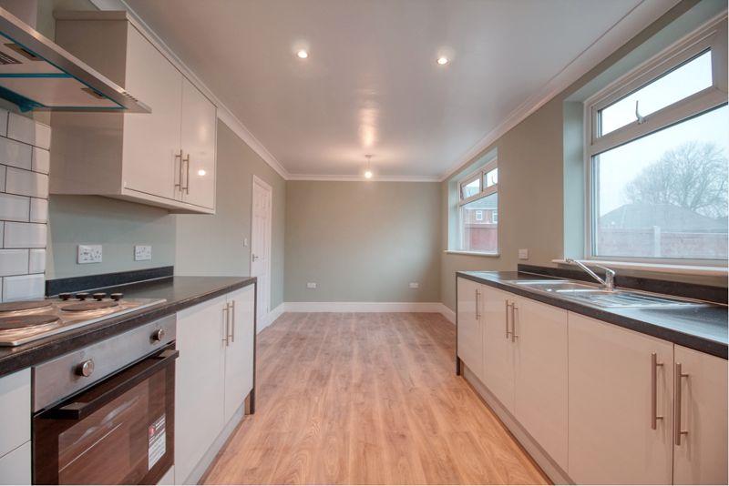 Chestnut Way, Scunthorpe 3 bed semidetached house £695 pcm (£160 pw)