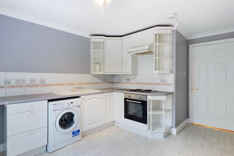 2 bedroom flat to rent, Morrison Circus, Edinburgh EH3